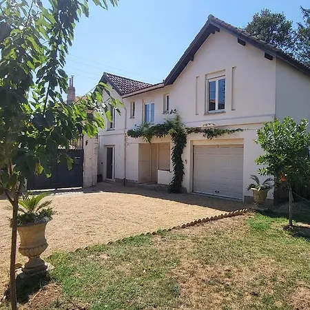 Les Tilleuls - Arenes De Béziers